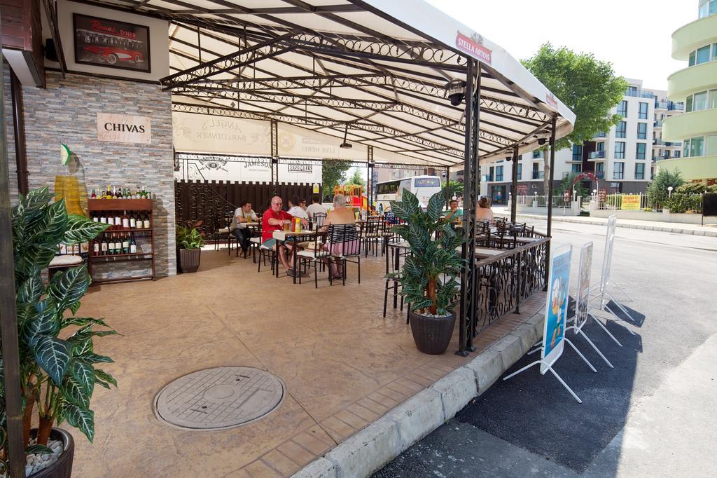 סאני ביץ' Hotel Lira מראה חיצוני תמונה