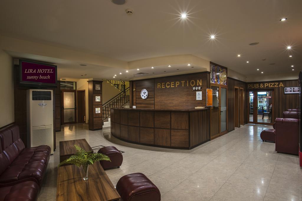 סאני ביץ' Hotel Lira מראה חיצוני תמונה
